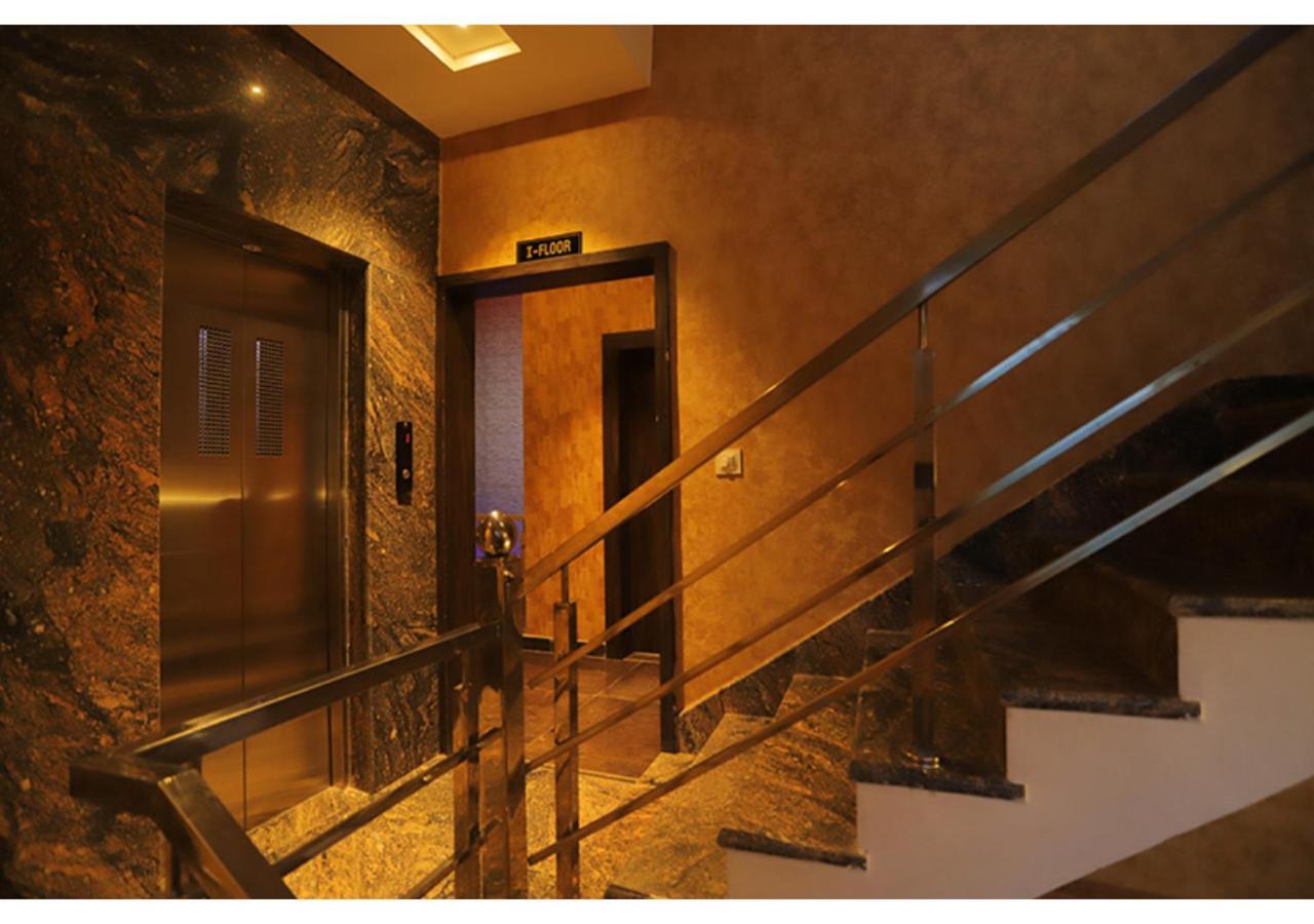 Hotel Raha Udaipur Buitenkant foto