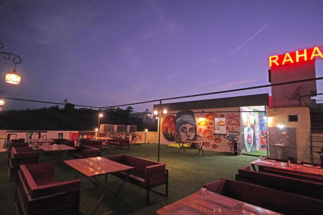 Hotel Raha Udaipur Buitenkant foto